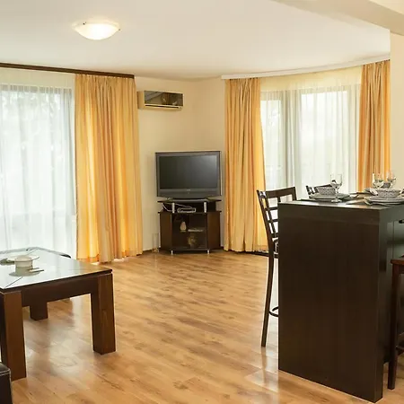 Cozy 1bd With A Spacious Terrace By Flat Mаnager Apartment
