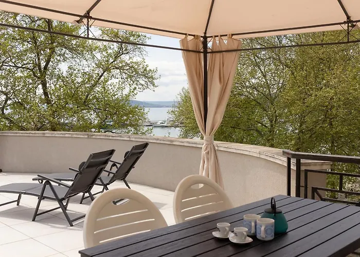 Cozy 1bd With A Spacious Terrace By Flat Mаnager Balčik